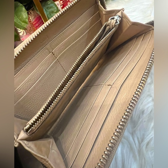 Chloe Long Leather Wallet - Picture 7 of 12